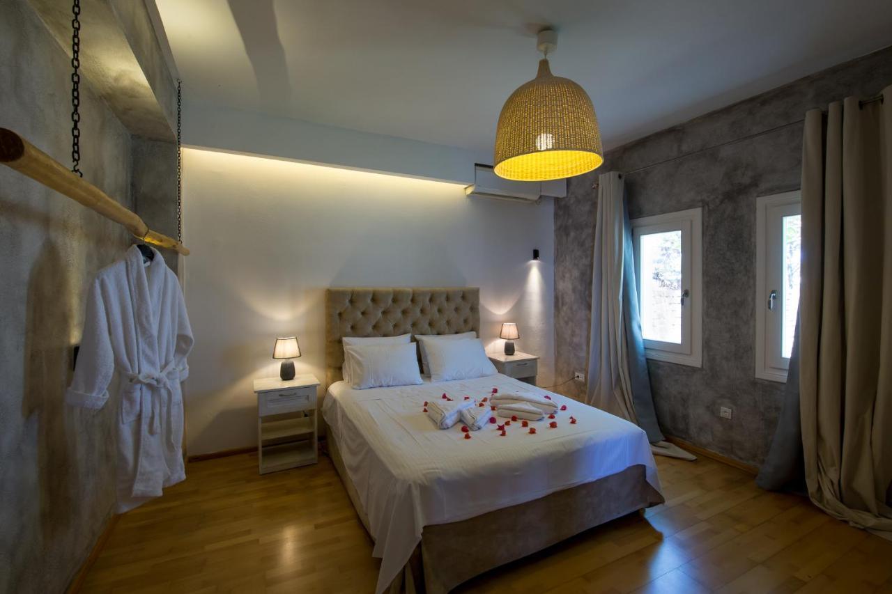 A&v Sea View Villa Fira (Santorini)