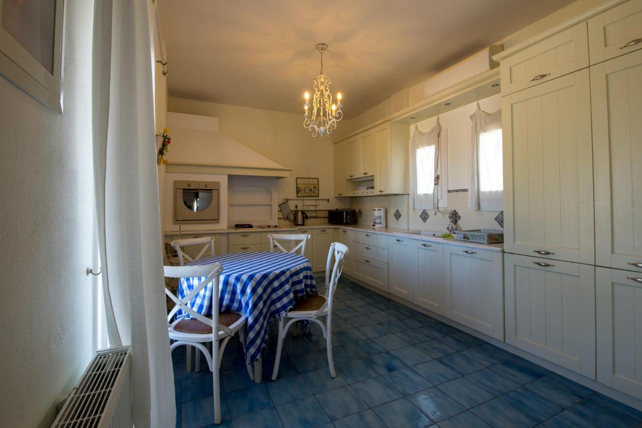 Villa A&v Sea View *